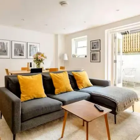 Charming 2Br Apt Close To Camden & Central London
